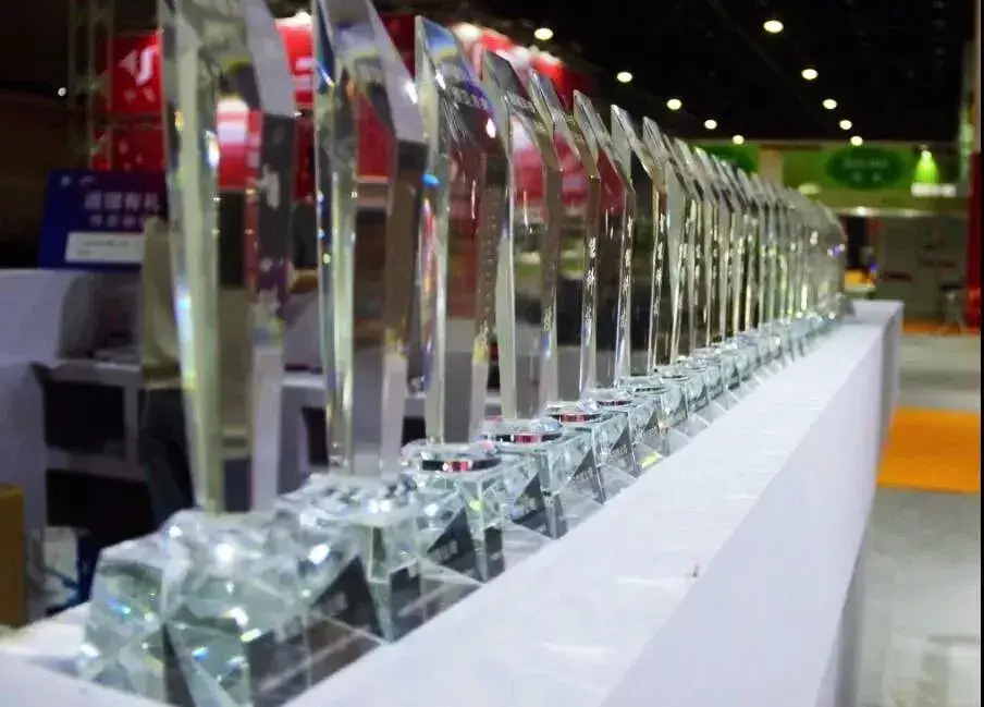 Benbao Electric Vehicle Gana el "Premio de Calidad Artesanal" en la 40ª Expo Zhejiang