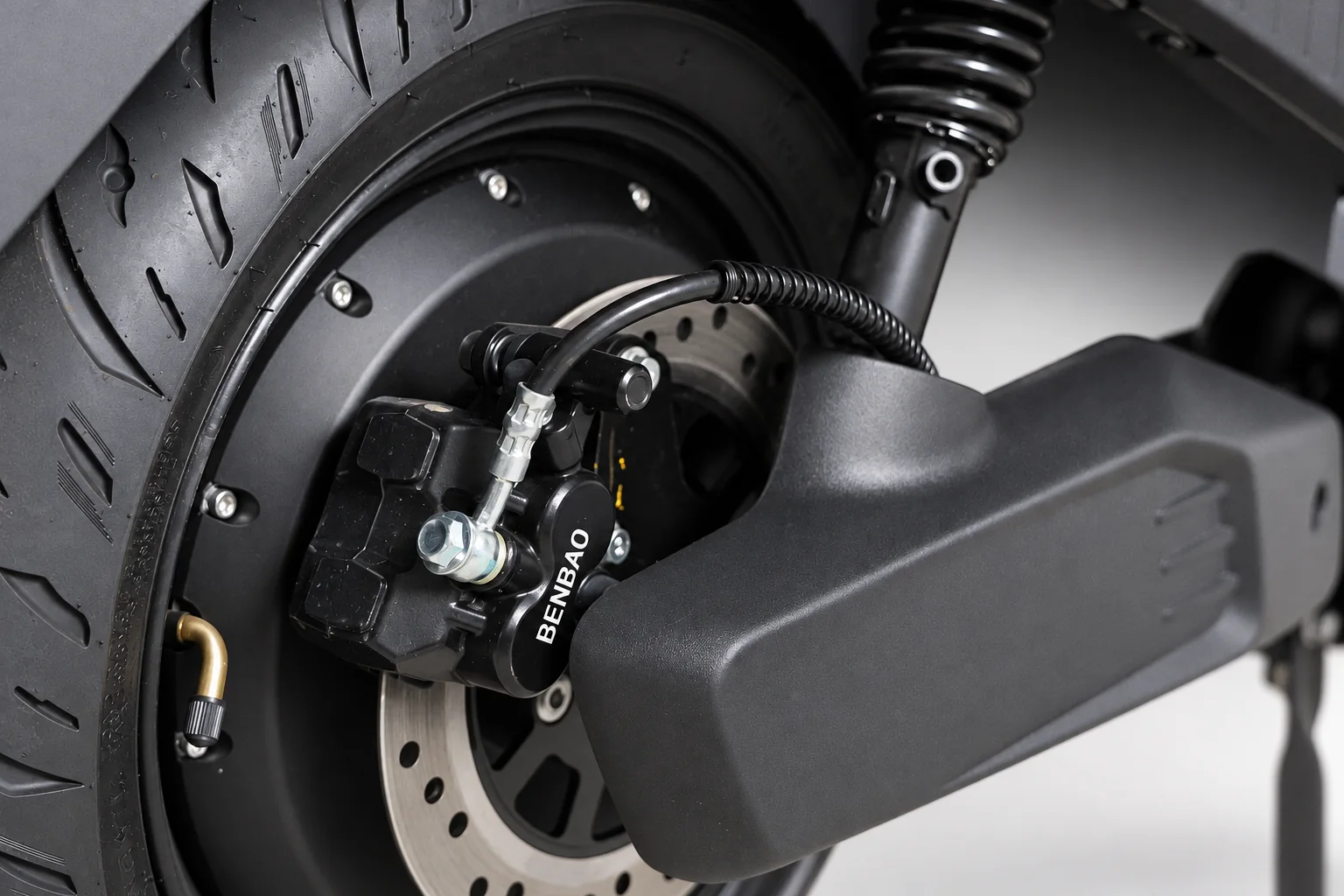 S950 Rear disc brake and suspension