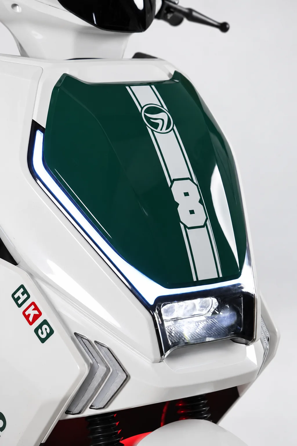 G910 Painel frontal e farol